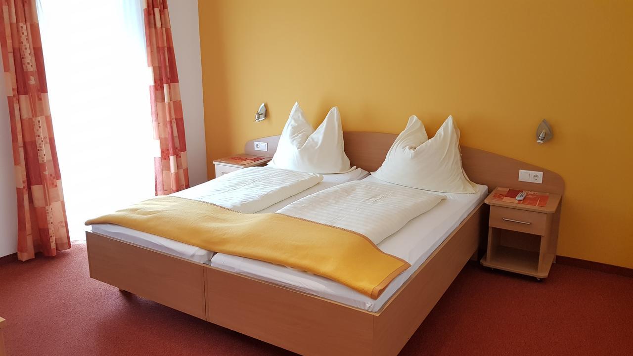 Hotel Roseggerhof Sankt Kathrein am Hauenstein Esterno foto