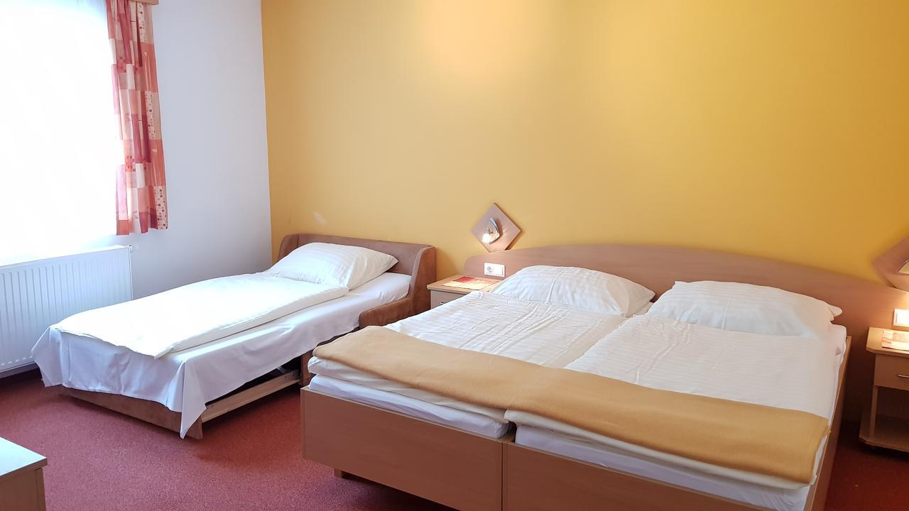 Hotel Roseggerhof Sankt Kathrein am Hauenstein Esterno foto